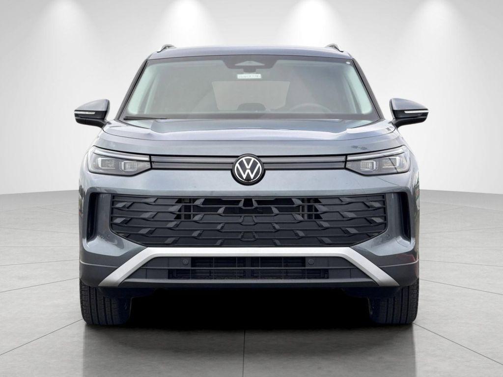 new 2026 Volkswagen Tiguan car, priced at $36,322