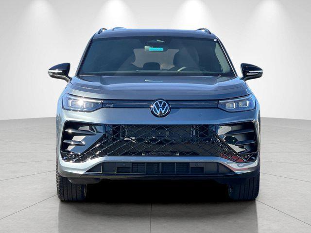new 2026 Volkswagen Tiguan car, priced at $40,052