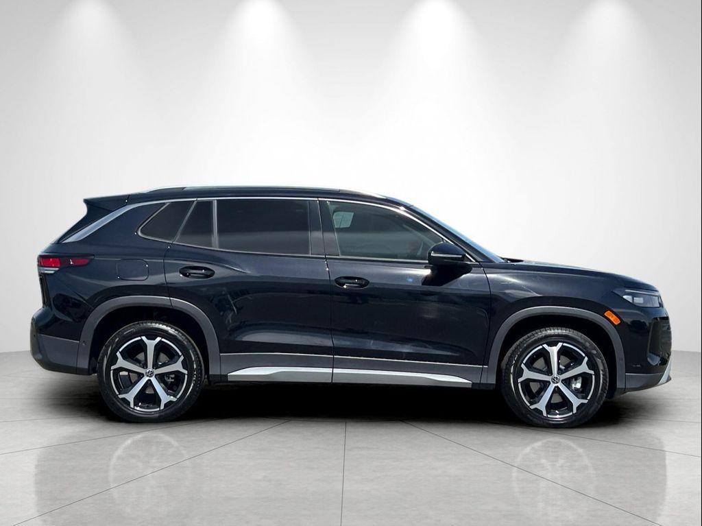 new 2026 Volkswagen Tiguan car, priced at $36,605