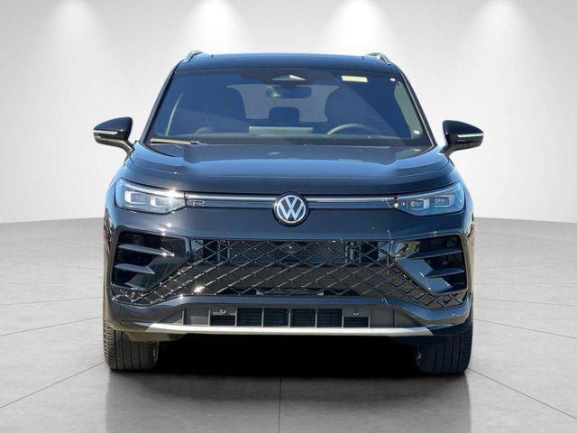 new 2026 Volkswagen Tiguan car, priced at $44,949