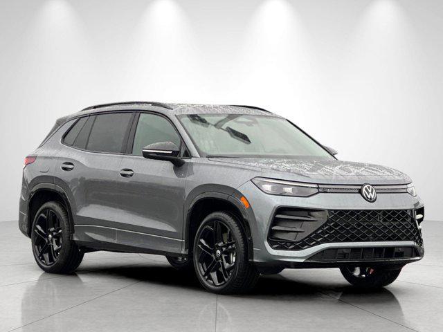 new 2026 Volkswagen Tiguan car, priced at $40,052