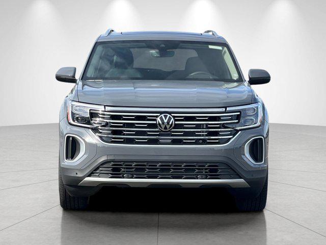 new 2026 Volkswagen Atlas car, priced at $53,641