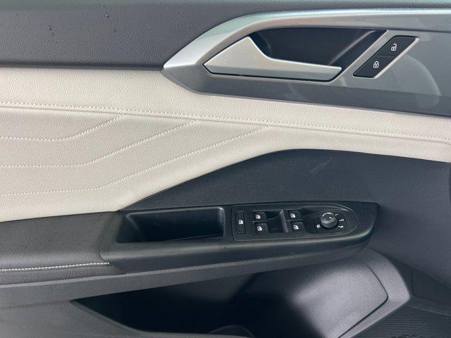 new 2026 Volkswagen Taos car, priced at $38,013