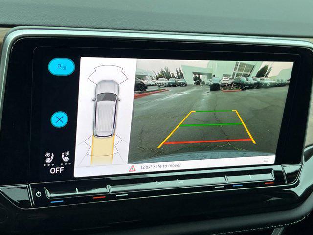 new 2026 Volkswagen Atlas car, priced at $46,383