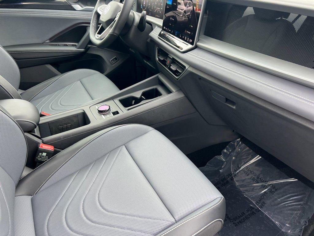 new 2026 Volkswagen Tiguan car, priced at $41,078