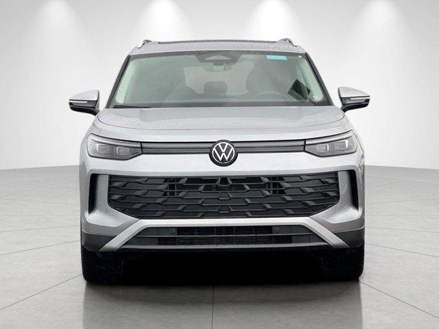 new 2026 Volkswagen Tiguan car, priced at $37,437