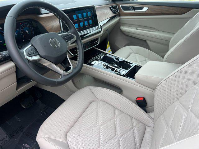 new 2026 Volkswagen Atlas car, priced at $49,032