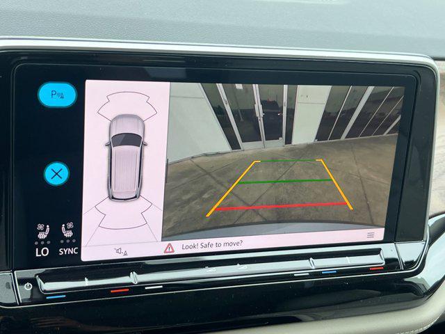 new 2026 Volkswagen Atlas car, priced at $49,032