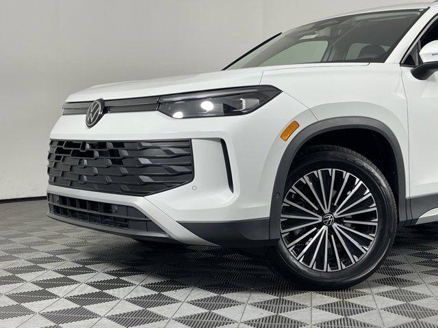 new 2025 Volkswagen Tiguan car, priced at $28,207