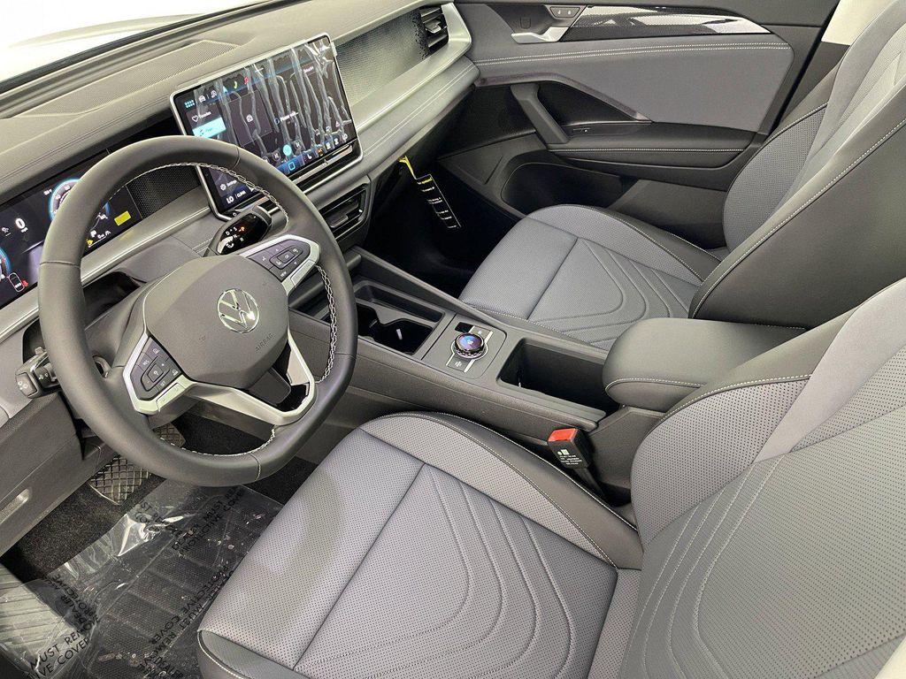 used 2025 Volkswagen Tiguan car, priced at $30,676