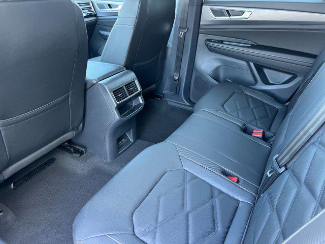 new 2026 Volkswagen Atlas Cross Sport car, priced at $40,654
