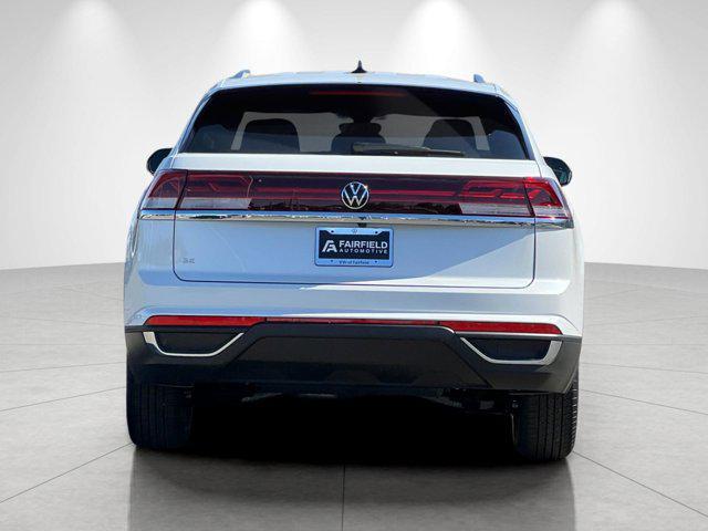 new 2026 Volkswagen Atlas Cross Sport car, priced at $40,654