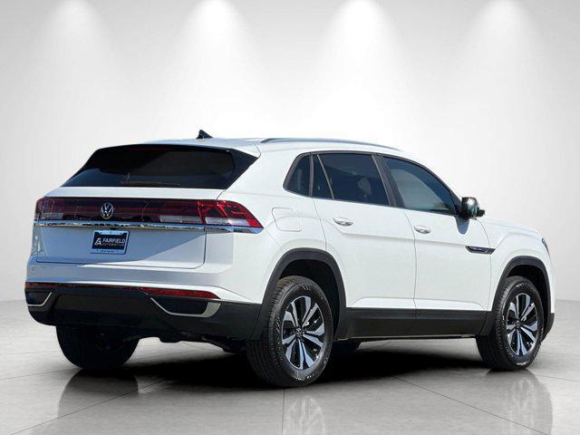 new 2026 Volkswagen Atlas Cross Sport car, priced at $40,654