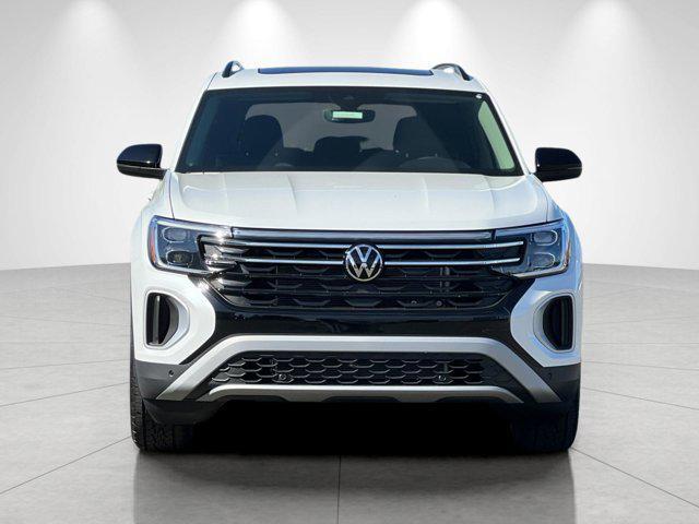 new 2026 Volkswagen Atlas car, priced at $51,003