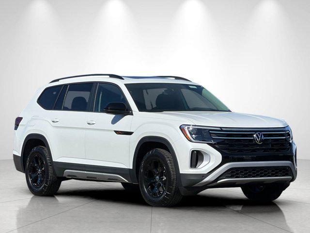 new 2026 Volkswagen Atlas car, priced at $51,715