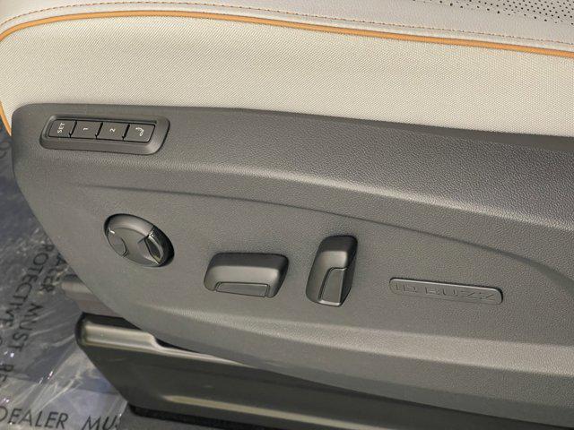 used 2025 Volkswagen ID. Buzz car, priced at $53,444