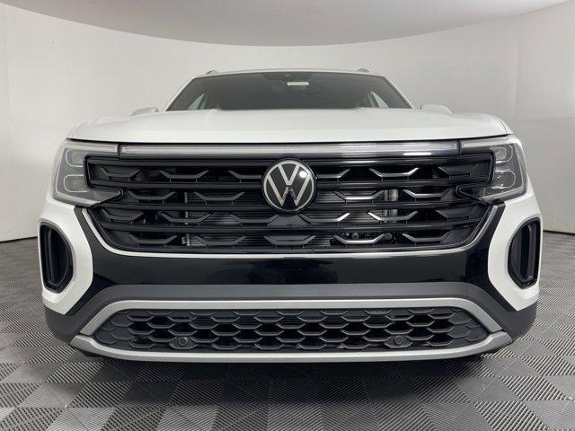 new 2026 Volkswagen Atlas Cross Sport car, priced at $40,526