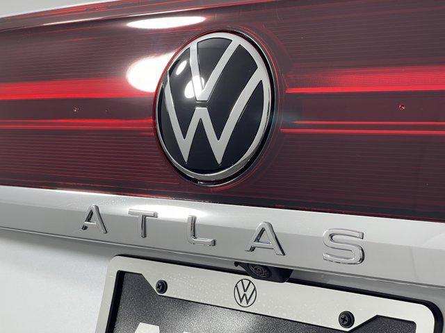 new 2026 Volkswagen Atlas Cross Sport car, priced at $40,526