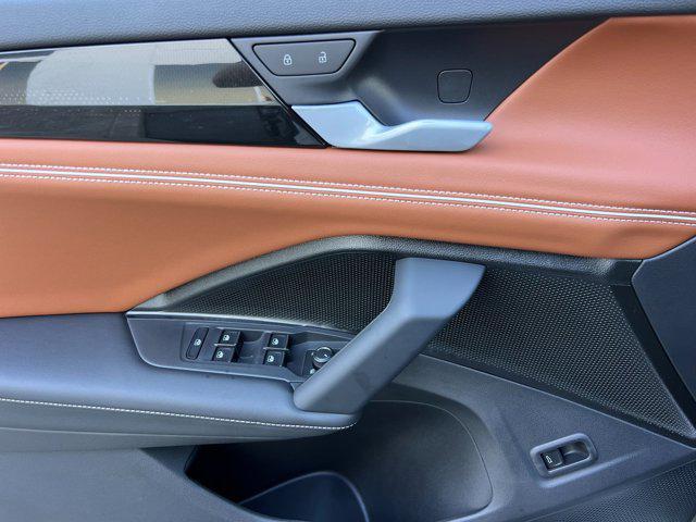 new 2026 Volkswagen Tiguan car, priced at $44,797