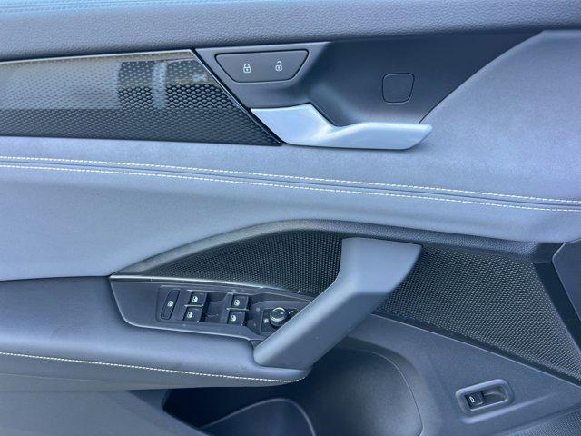 new 2026 Volkswagen Tiguan car, priced at $35,954