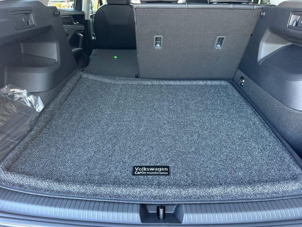 new 2026 Volkswagen Tiguan car, priced at $36,537