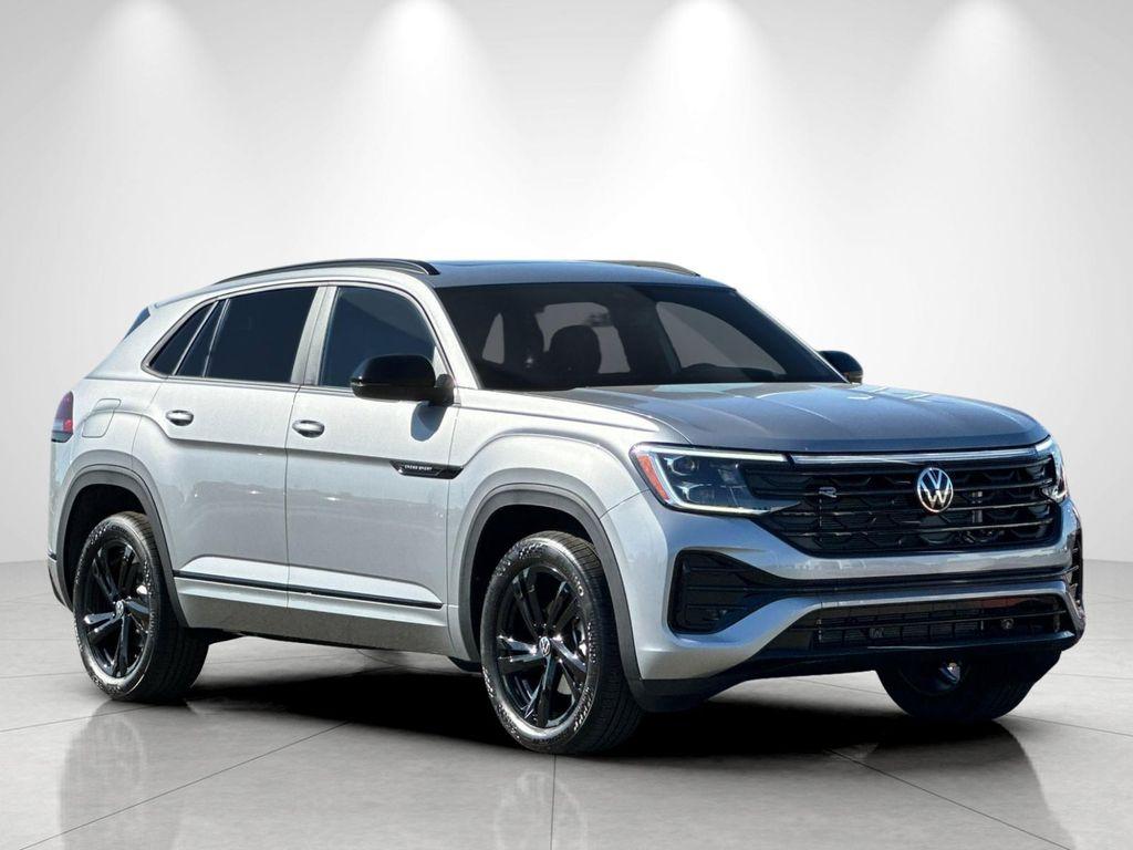 new 2026 Volkswagen Atlas Cross Sport car, priced at $46,518
