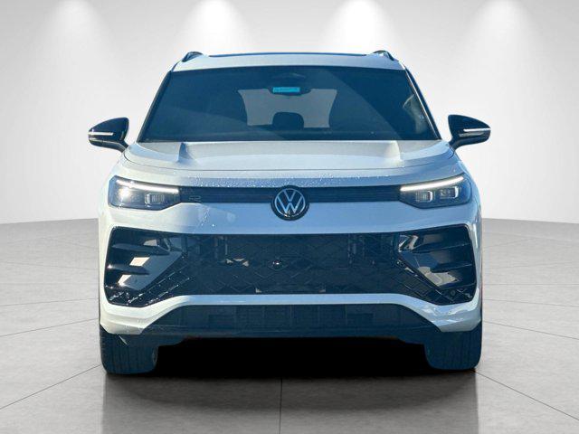 new 2026 Volkswagen Tiguan car, priced at $39,007
