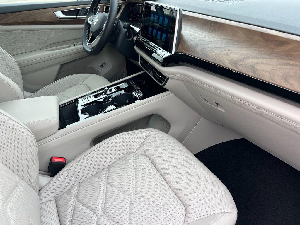 new 2026 Volkswagen Atlas car, priced at $47,609