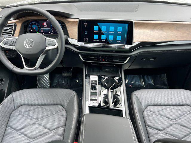 new 2026 Volkswagen Atlas car, priced at $49,670