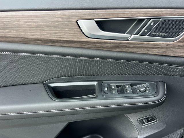 new 2026 Volkswagen Atlas car, priced at $56,099