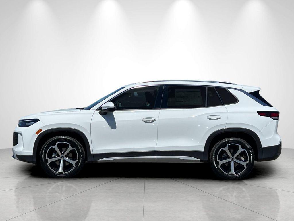 new 2026 Volkswagen Tiguan car, priced at $35,954