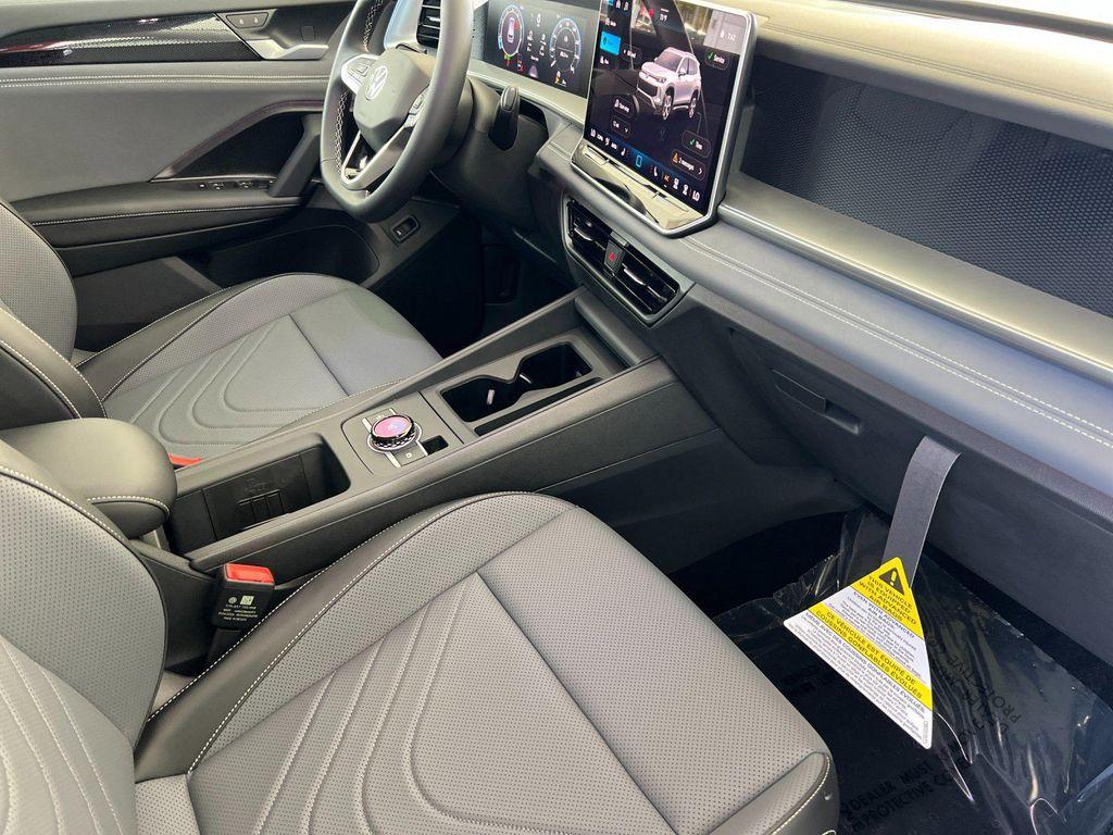 new 2026 Volkswagen Tiguan car, priced at $35,954