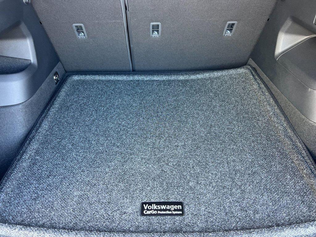 new 2026 Volkswagen Tiguan car, priced at $35,954