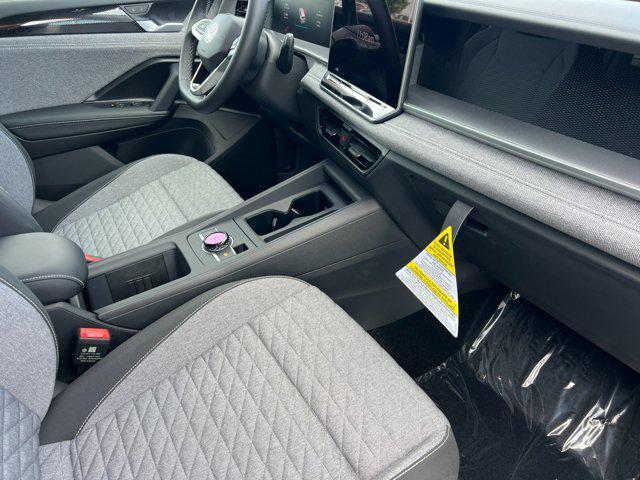 new 2026 Volkswagen Tiguan car, priced at $31,954