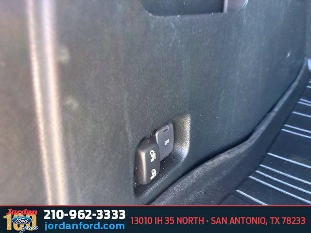 used 2022 Ford Edge car, priced at $28,858