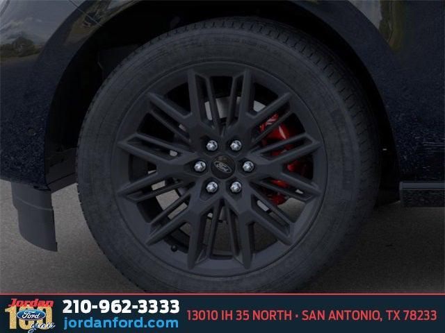 new 2025 Ford Expedition car, priced at $81,230