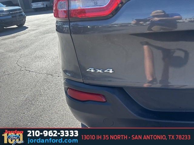 used 2014 Jeep Cherokee car, priced at $8,392