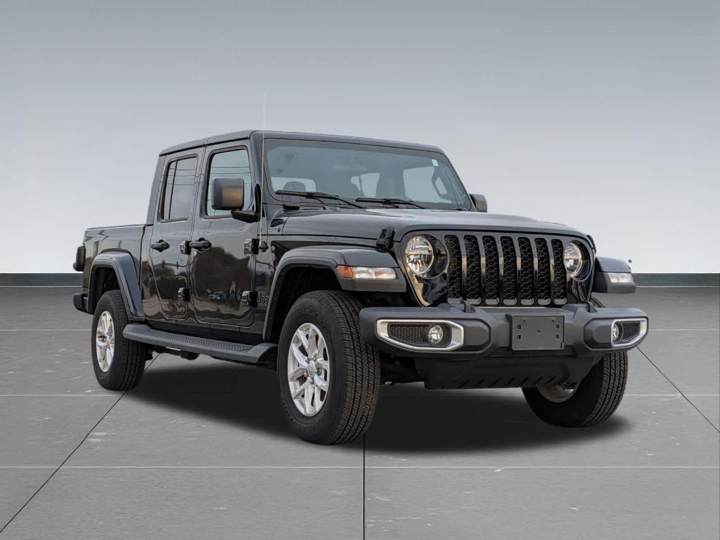 used 2023 Jeep Gladiator car, priced at $33,786