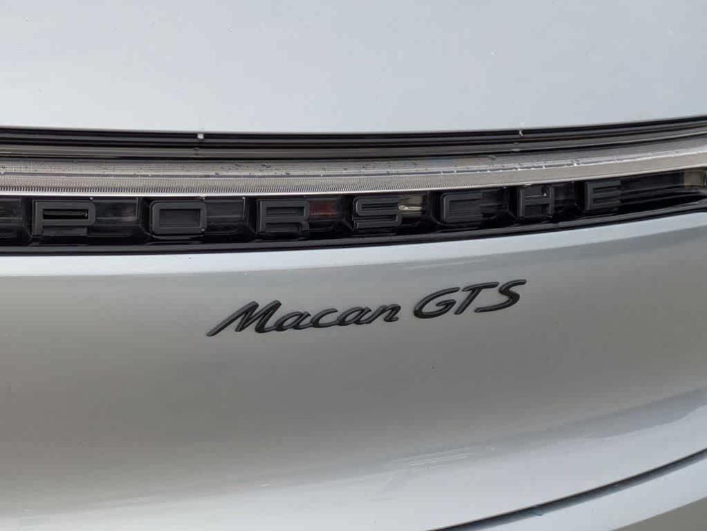 used 2021 Porsche Macan car, priced at $50,752