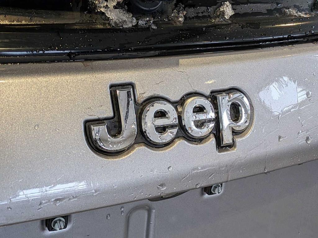 used 2018 Jeep Compass car, priced at $13,888