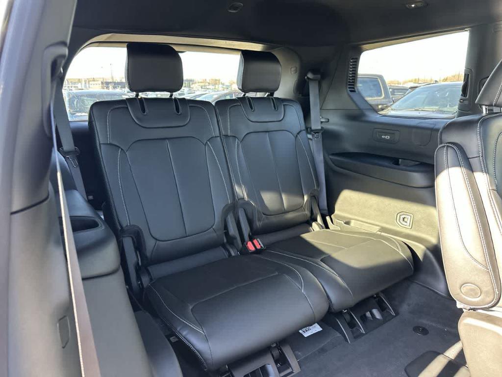 new 2025 Jeep Grand Cherokee L car, priced at $53,199