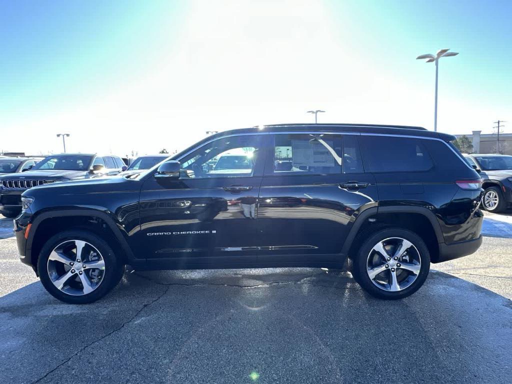new 2025 Jeep Grand Cherokee L car, priced at $53,199