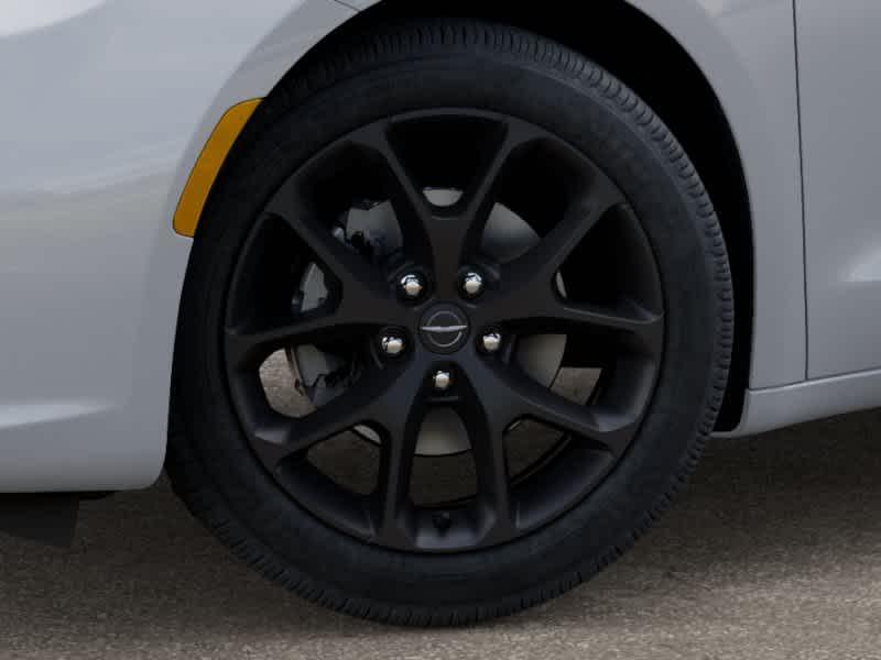 new 2026 Chrysler Pacifica car, priced at $44,048