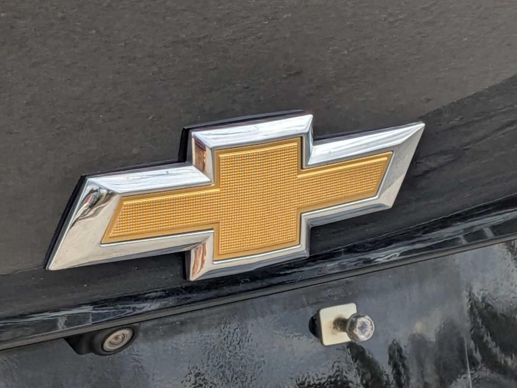 used 2018 Chevrolet Malibu car, priced at $10,786