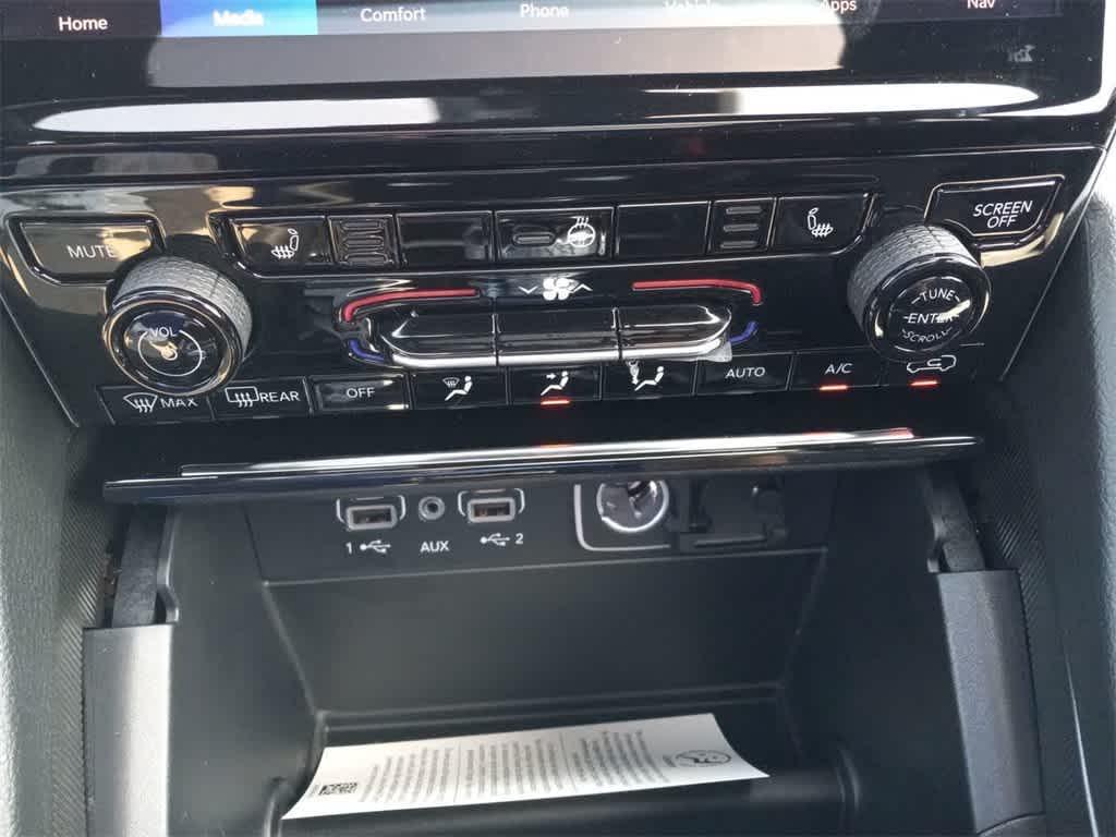 used 2025 Jeep Grand Cherokee L car, priced at $51,597