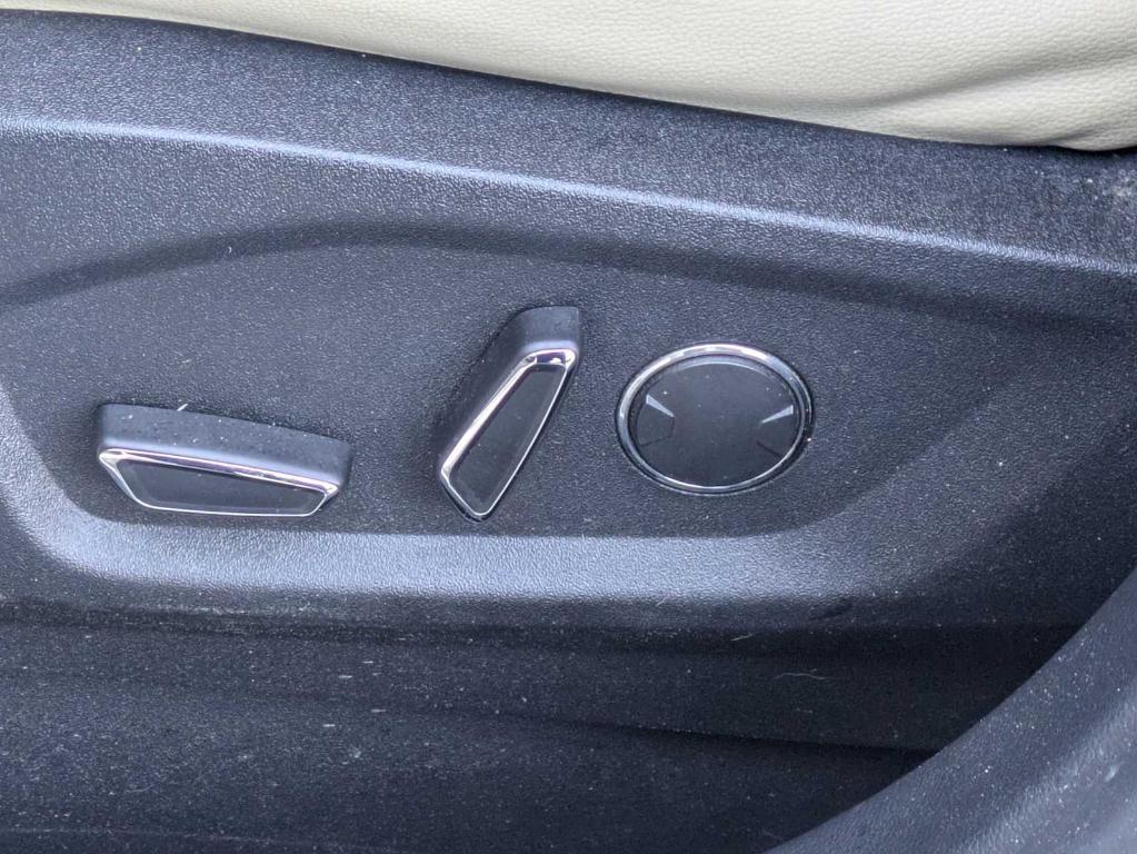 used 2019 Ford Edge car, priced at $14,888