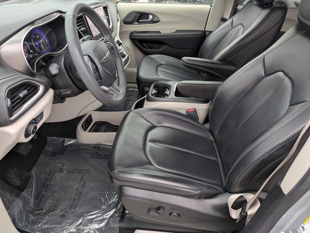 used 2023 Chrysler Pacifica car, priced at $36,499