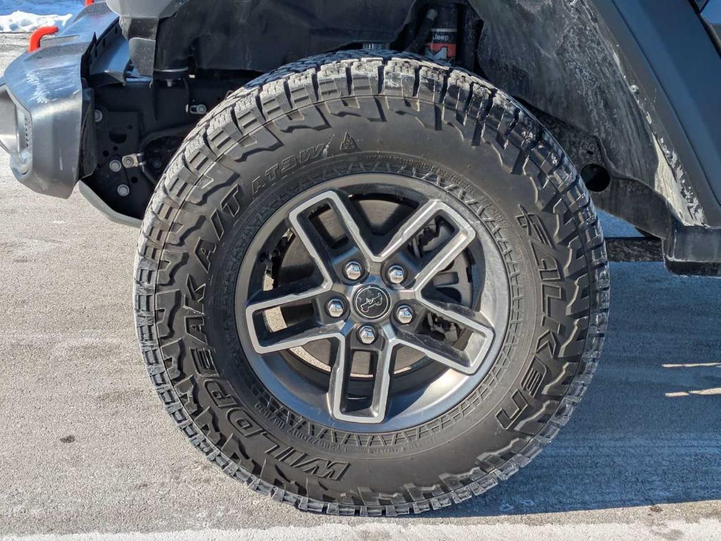 used 2024 Jeep Gladiator car, priced at $39,999