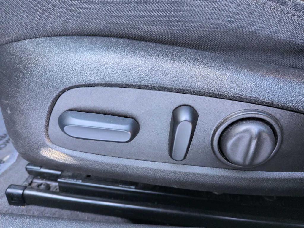 used 2023 Chevrolet Malibu car, priced at $15,999