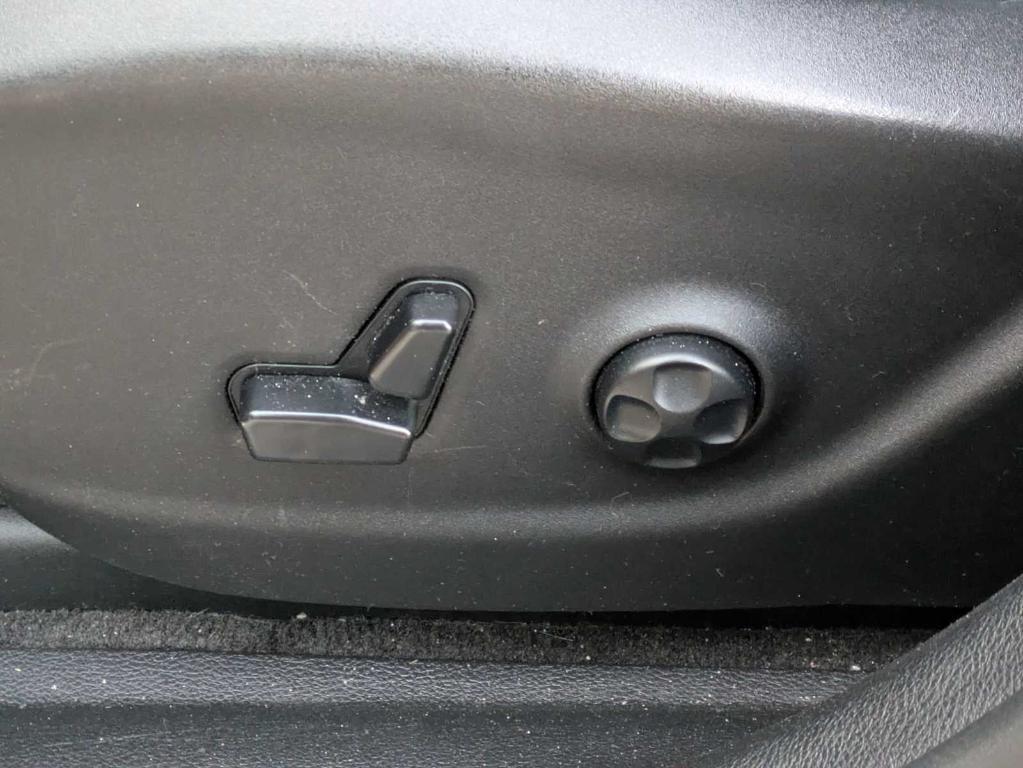 used 2016 Jeep Cherokee car, priced at $12,786